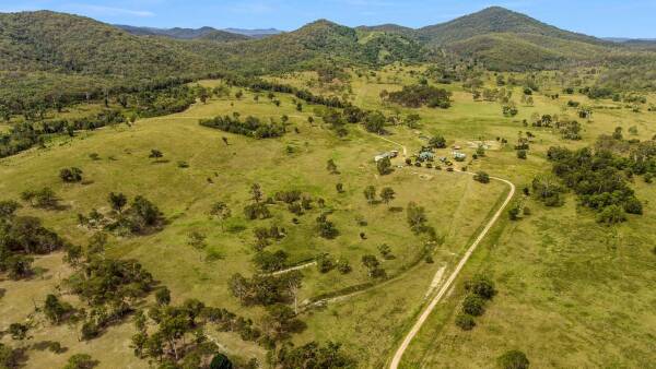 Attractive Mount Tom cattle country with luxury homestead hits the market