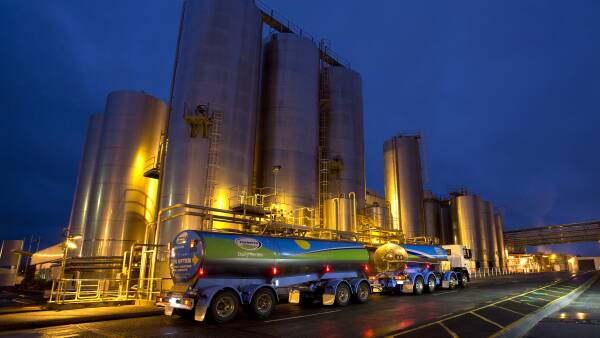 Fonterra lifts forecast NZ milk price to record $NZ10 as global prices rise