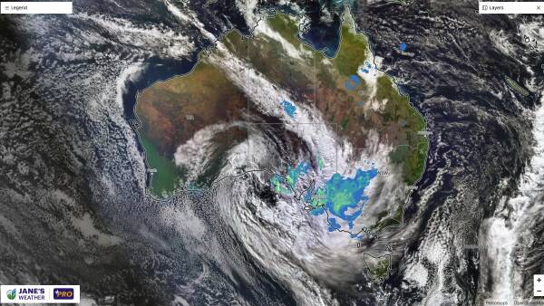 Huge rain system spreading across swathes of Australia's east this weekend