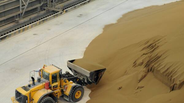 Fert stress mounts: prices climb again, and Qld plant's 2027 shutdown looms